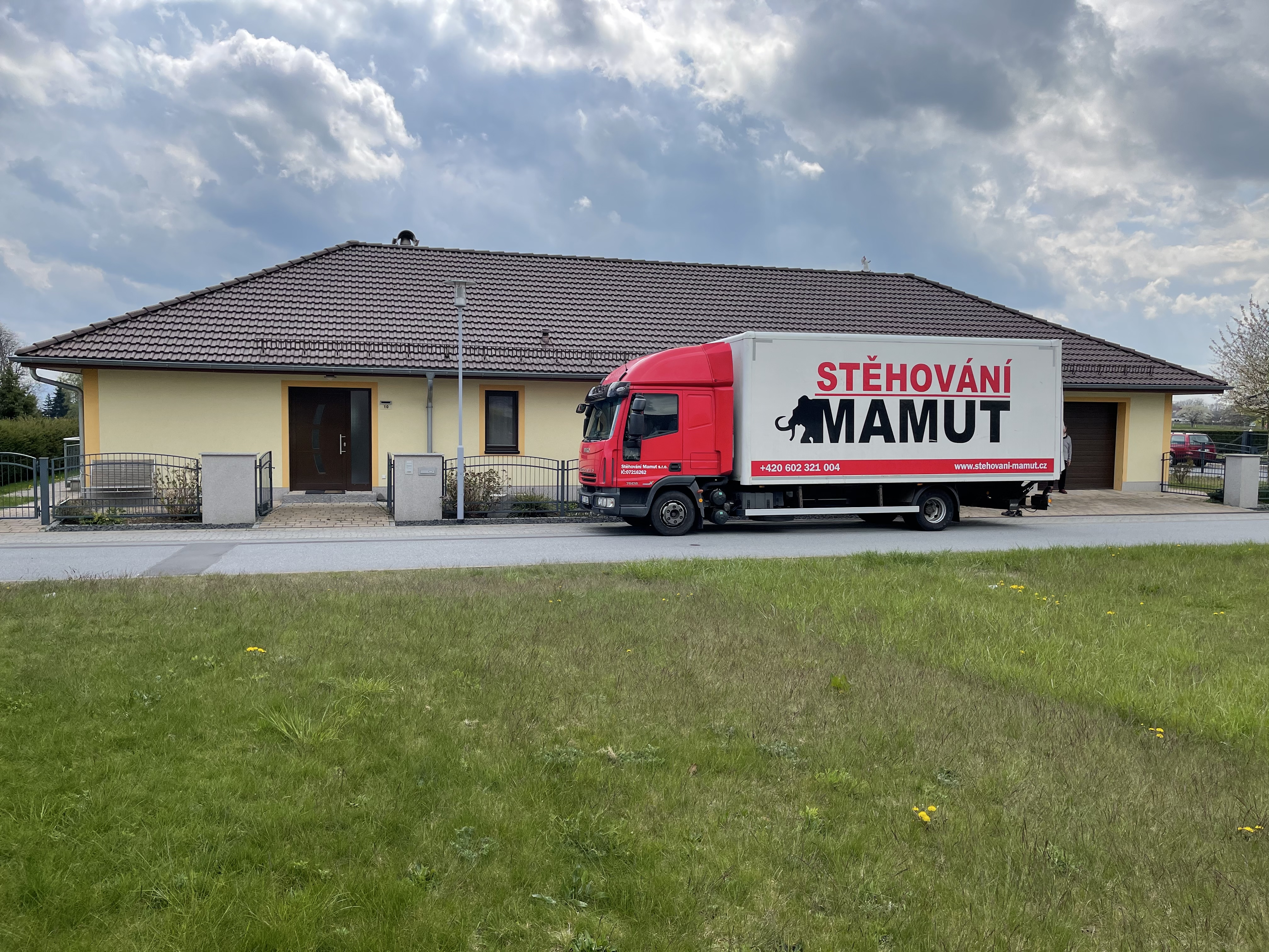 stěhovací firma Mamut